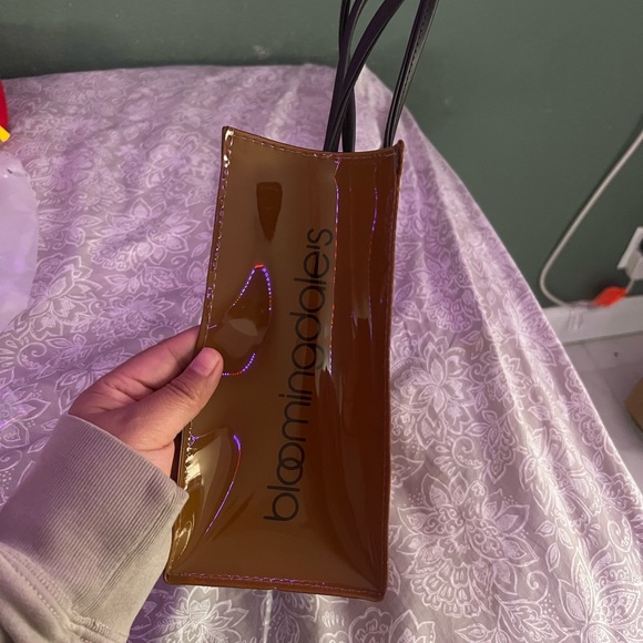 Very small bag cute to go with an outfit - Picture 4 of 5